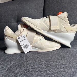 NWT Reebok Womens Legacy Lifter pump III Womens White Hr0429 Hr0429